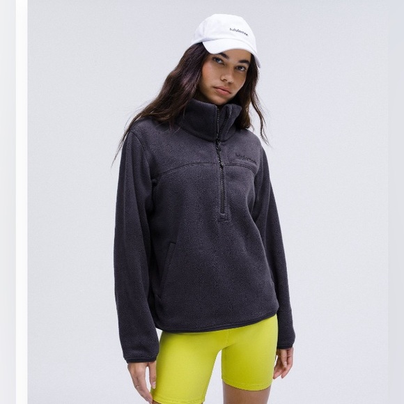 lululemon Women's Half-Zip Fleece Pullover in Black Night Size 2 - Picture 2 of 6
